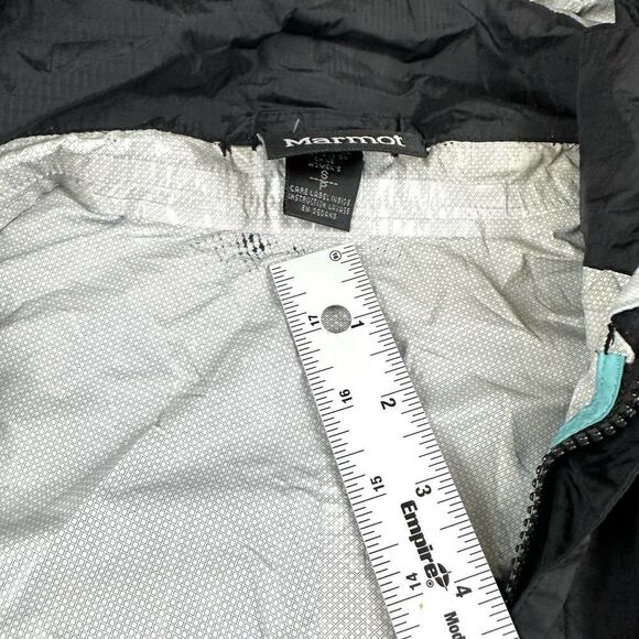 Marmot Jet Black Rain Jacket Foldable Hood Women’s Petite S - Picture 11 of 11